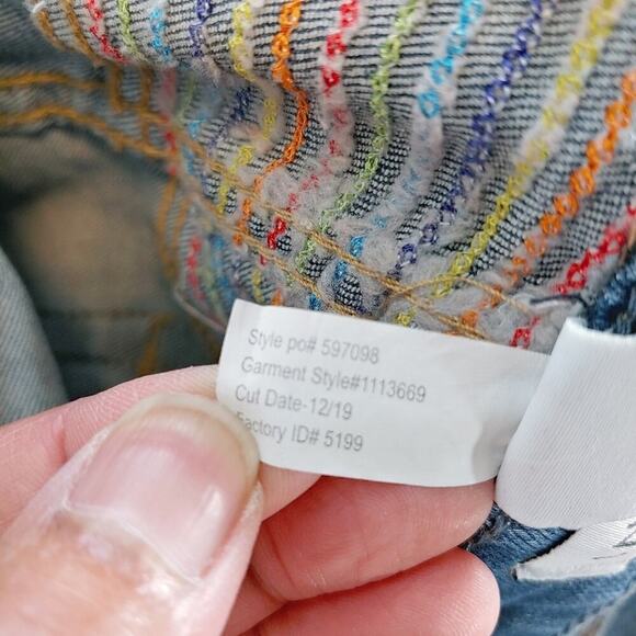 Lane Bryant Flex Magic Waistband Denim Mid-Rise Girlfriend Shorts Plus Size 24 - Picture 9 of 12